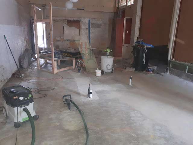 Classic Black & White Vinyl Tiles project photo 8