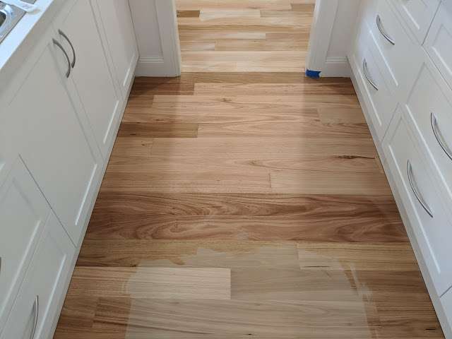 Brown-stained Australian Chestnut project photo 5