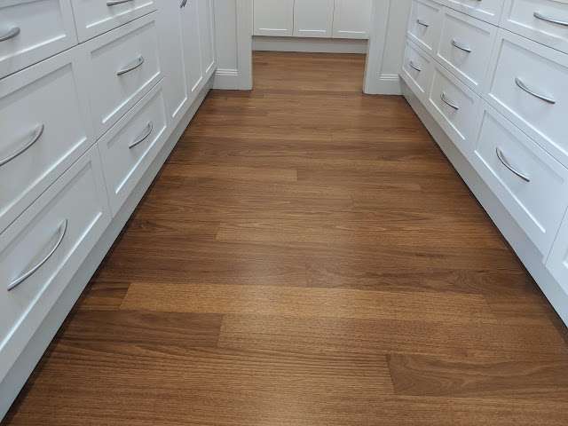Brown-stained Australian Chestnut project photo 6