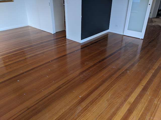 White-stained Tasmanian Oak project photo 7